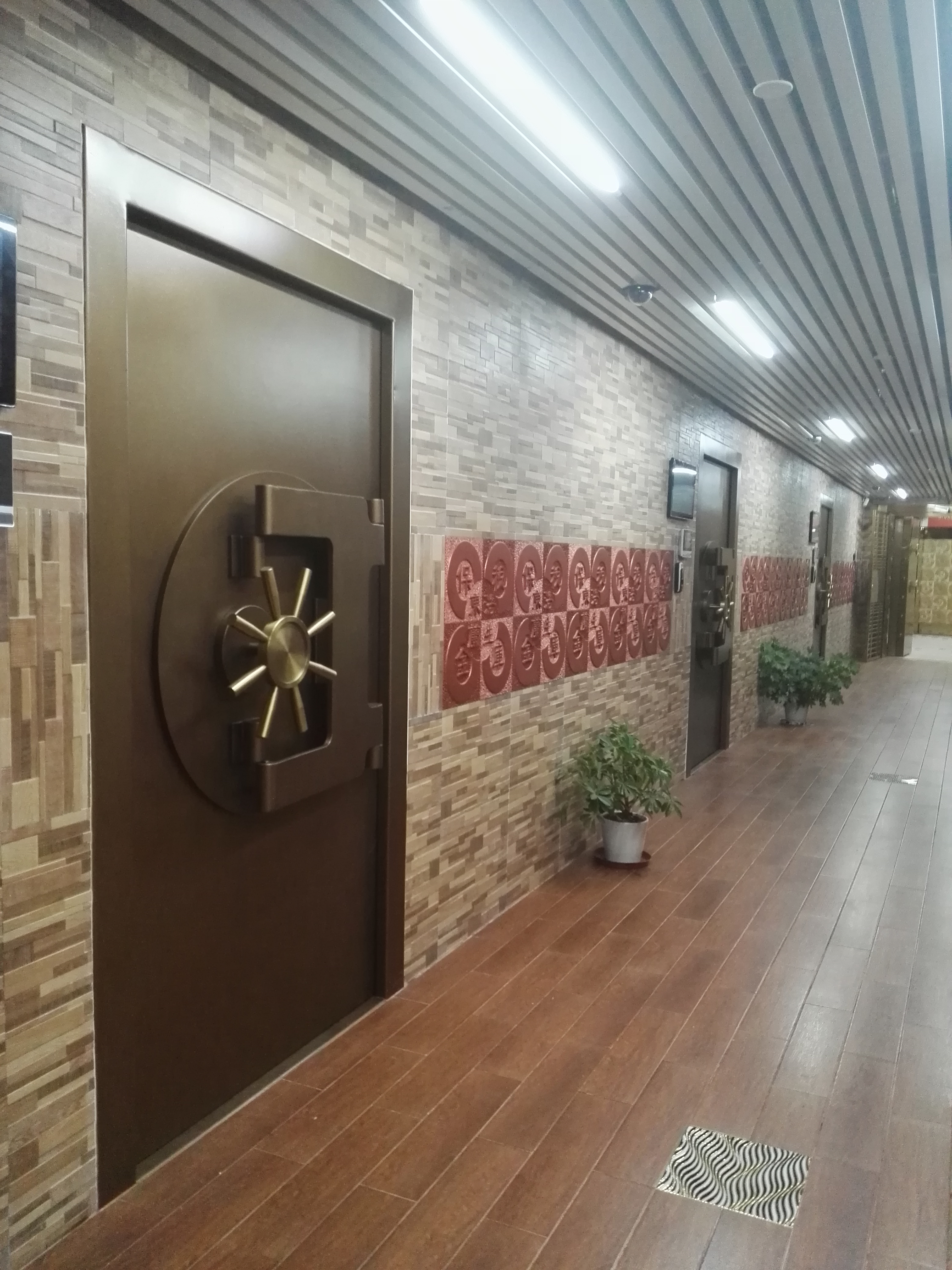 上海蘭生文物庫房門、鈦金金庫門、造型藝術金庫門工程I